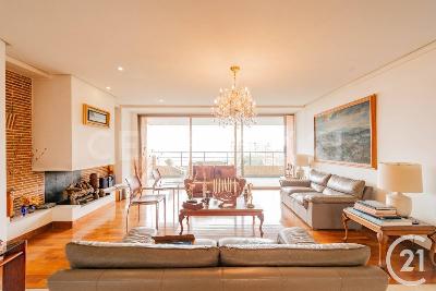 Apartamento de 3 alcobas en venta en Medellin, Medellín, 210 m² · foto 2 de 20