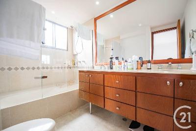 Apartamento de 3 alcobas en venta en Medellin, Medellín, 210 m² · foto 10 de 20