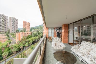 Apartamento de 3 alcobas en venta en Medellin, Medellín, 210 m² · foto 17 de 20