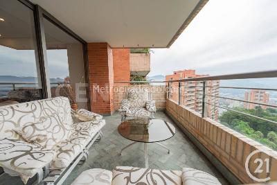 Apartamento de 3 alcobas en venta en Medellin, Medellín, 210 m² · foto 18 de 20