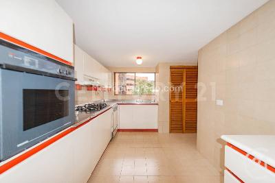 Apartamento en venta en El Poblado, Medellín · foto 12 de 20