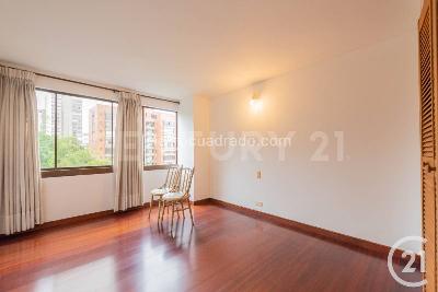 Apartamento en venta en El Poblado, Medellín · foto 13 de 20