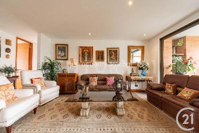Apartamento en venta en El Poblado, Medellín · foto 4 de 20