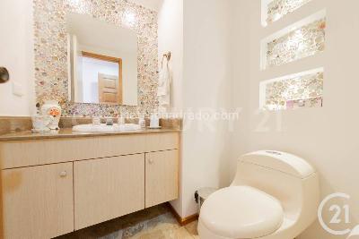 Apartamento de 3 alcobas en venta en El Poblado, Medellín, 220 m² · foto 8 de 20