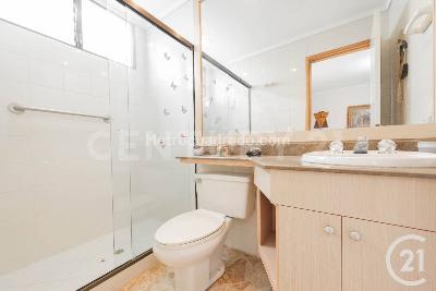 Apartamento de 3 alcobas en venta en El Poblado, Medellín, 220 m² · foto 17 de 20