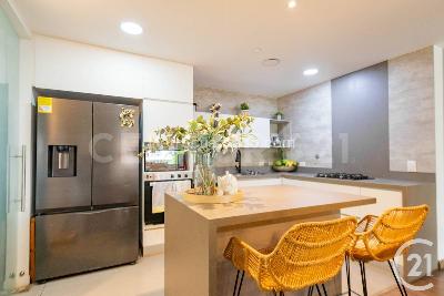 Apartamento de 3 alcobas en venta en Envigado, Envigado, 175 m² · foto 2 de 20