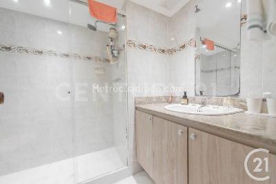 Apartamento de 4 alcobas en venta en El Poblado, Medellín, 156 m² · foto 14 de 20
