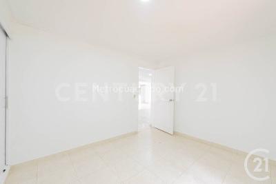 Apartamento de 3 alcobas en venta en El Poblado, Medellín, 202 m² · foto 10 de 15