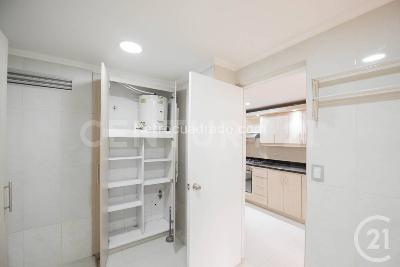 Apartamento de 3 alcobas en venta en El Poblado, Medellín, 202 m² · foto 15 de 15