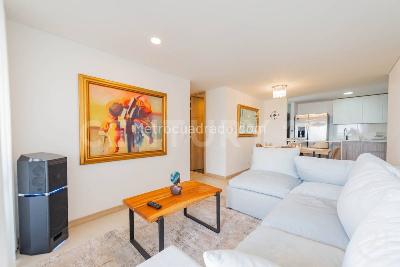 Apartamento de 3 alcobas en venta en Envigado, Envigado, 80 m² · foto 3 de 20