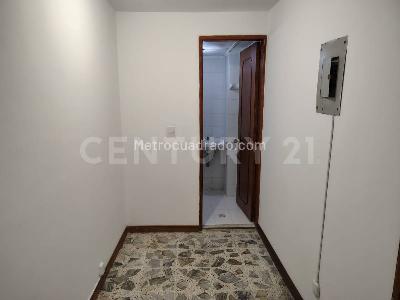 Apartamento en venta en Zuñiga, Envigado · foto 17 de 18
