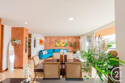 Apartamento de 3 alcobas en venta en El Poblado, Medellín, 178 m² · foto 3 de 20