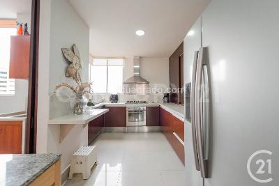 Apartamento de 3 alcobas en venta en El Poblado, Medellín, 178 m² · foto 8 de 20