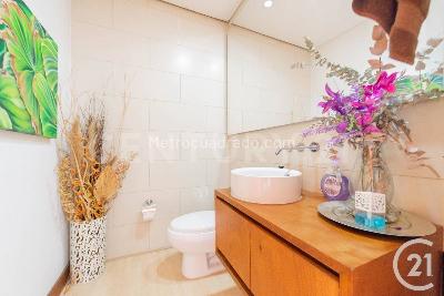 Apartamento de 3 alcobas en venta en El Poblado, Medellín, 178 m² · foto 15 de 20
