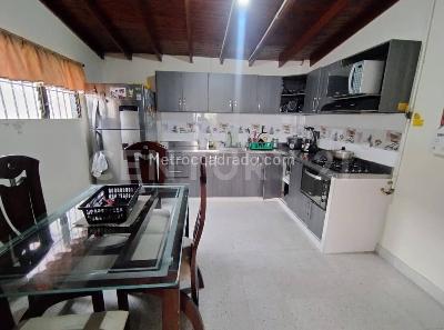 Apartamento en venta en Medellin, Medellín · foto 12 de 14