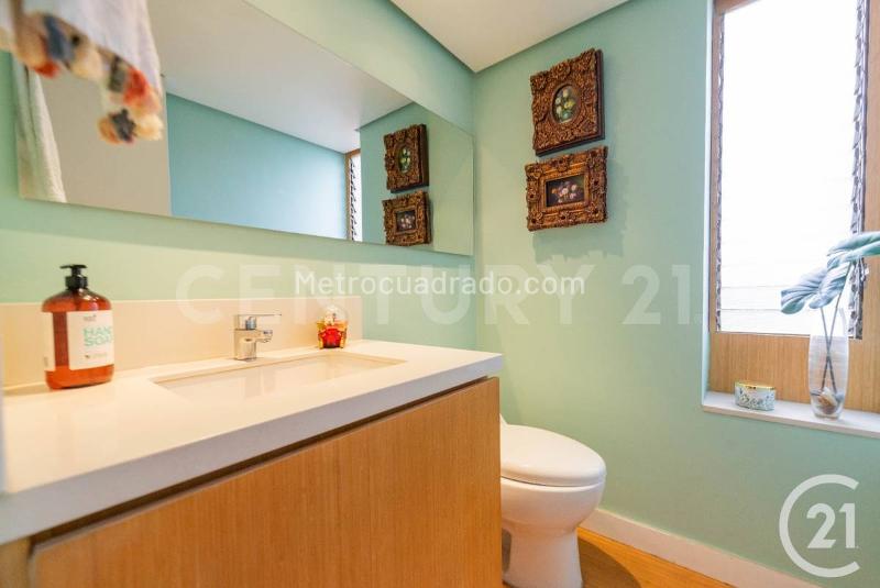 Apartamento Tradicional de 4 Alcobas en El Poblado (Los Catay) - 9