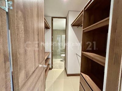 Apartamento en arriendo en Ciudad Del Rio, Medellín · foto 6 de 16