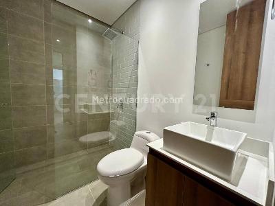 Apartamento en arriendo en Ciudad Del Rio, Medellín · foto 8 de 16