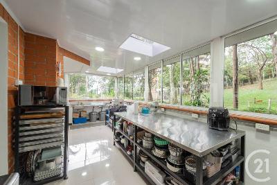 Apartamento de 3 alcobas en venta en El Diamante No. 2, Medellín, 150 m² · foto 10 de 20