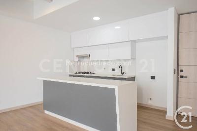 Apartamento de 2 alcobas en venta en Envigado, Envigado, 96 m² · foto 2 de 20