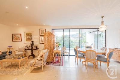 Apartamento de 3 alcobas en venta en El Poblado, Medellín, 165 m² · foto 1 de 20