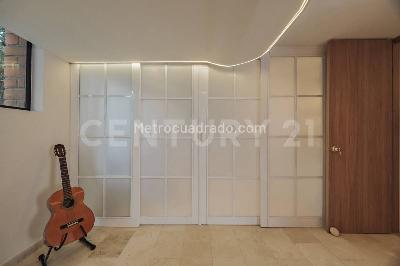 Apartamento de 2 alcobas en arriendo en El Poblado, Medellín, 147 m² · foto 6 de 20