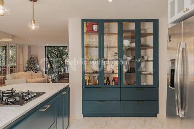 Apartamento de 2 alcobas en arriendo en El Poblado, Medellín, 147 m² · foto 11 de 20