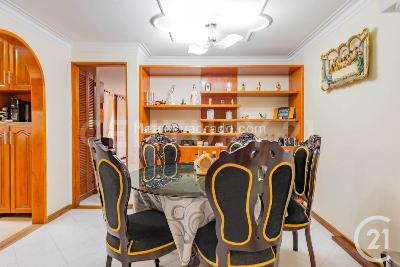 Apartamento de 3 alcobas en venta en El Poblado, Medellín, 157 m² · foto 5 de 20