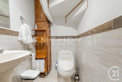 Apartamento de 3 alcobas en venta en El Poblado, Medellín, 157 m² · foto 19 de 20