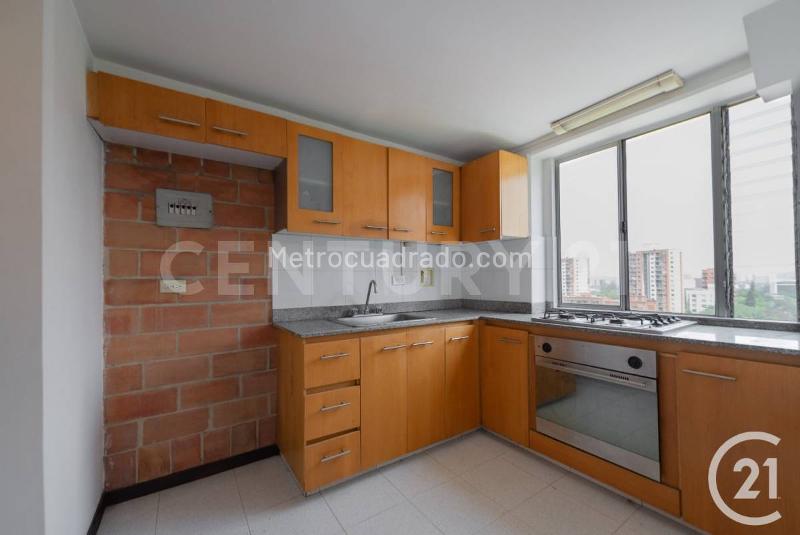 Cozy 2BR Apartment in Poblado Santa Maria De Los Angeles - 6