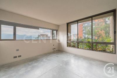 Apartamento en venta en El Poblado, Medellín · foto 12 de 19