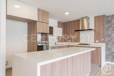Apartamento en venta en Envigado, Envigado · foto 2 de 20