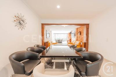 Casa de 4 alcobas en venta en El Poblado, Medellín, 250 m² · foto 3 de 20