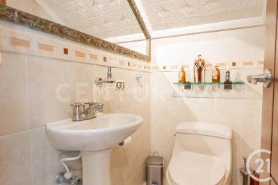 Casa de 4 alcobas en venta en El Poblado, Medellín, 250 m² · foto 6 de 20