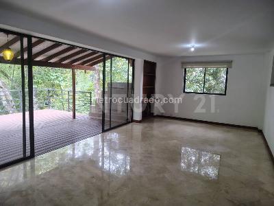 Casa de 4 alcobas en arriendo en El Poblado, Medellín, 252 m² · foto 7 de 20