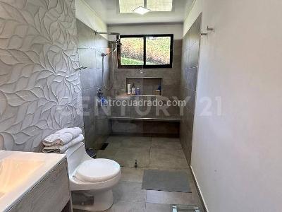 Casa de 3 alcobas en venta en El Carmen De Vivoral, Rionegro · foto 9 de 20