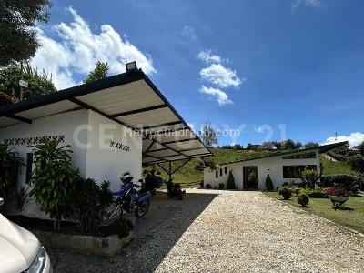 Casa de 3 alcobas en venta en El Carmen De Vivoral, Rionegro · foto 20 de 20