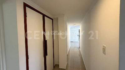 Apartamento de 3 alcobas en venta en El Poblado Las Lomas, Medellín, 111 m² · foto 8 de 20