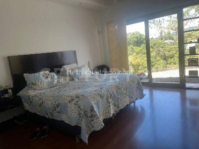 Casa de 4 alcobas en arriendo en Altos Del Escobero, Envigado · foto 17 de 20