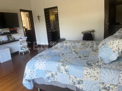 Casa de 4 alcobas en arriendo en Altos Del Escobero, Envigado · foto 19 de 20
