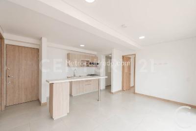 Apartamento en venta en Itagui, Itagüí · foto 2 de 17