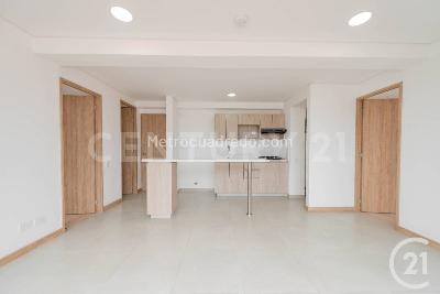 Apartamento en venta en Itagui, Itagüí · foto 3 de 17