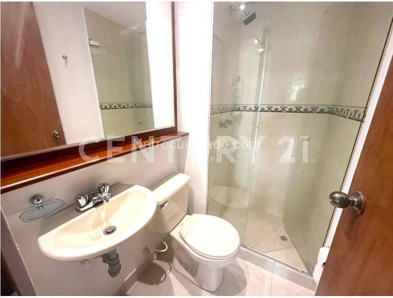 Charming 2BR Apartment in Poblado Castropol - 9