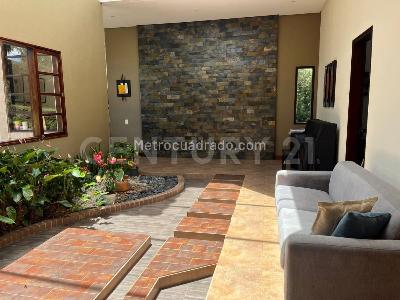 Casa de 4 alcobas en venta en Altos Del Escobero, Envigado · foto 4 de 20
