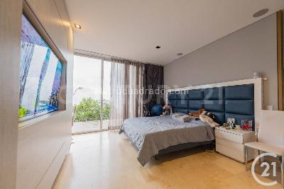 Casa de 5 alcobas en venta en Las Palmas, Medellín · foto 9 de 19