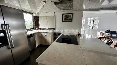 Apartamento de 3 alcobas en venta en Las Lomas, Medellín, 126 m² · foto 4 de 16