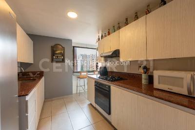 Apartamento en venta en El Poblado, Medellín · foto 9 de 20