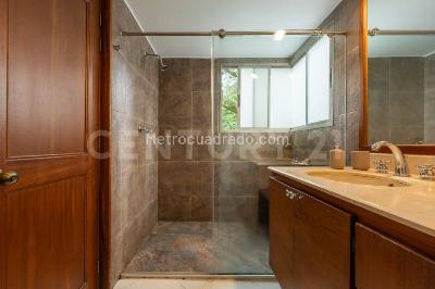 Apartamento en venta en El Poblado, Medellín · foto 15 de 20