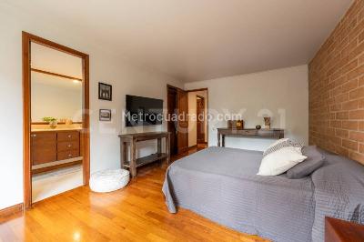 Apartamento en venta en El Poblado, Medellín · foto 18 de 20