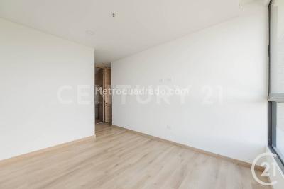 Apartamento de 2 alcobas en venta en Envigado, Envigado, 78 m² · foto 3 de 20
